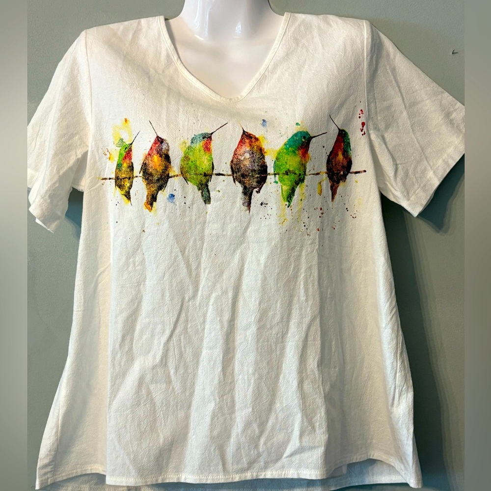 Women's off-white multi-colored birds top Size L